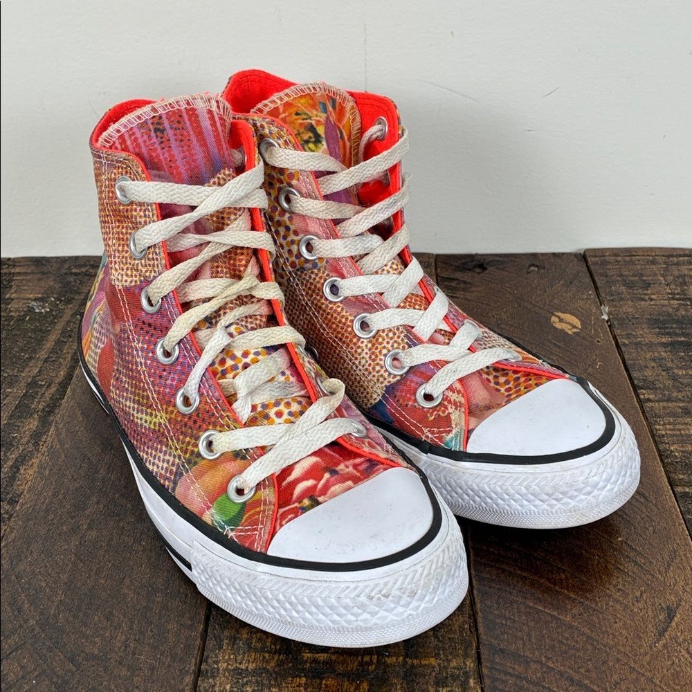Converse Women’s 6 High Tops Digital Floral Lava Orange Chuck Taylor Sneakers